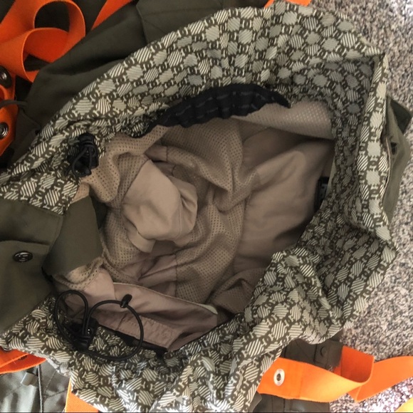 Men DC GREEN Snow pants with Orange suspenders - Picture 3 of 16